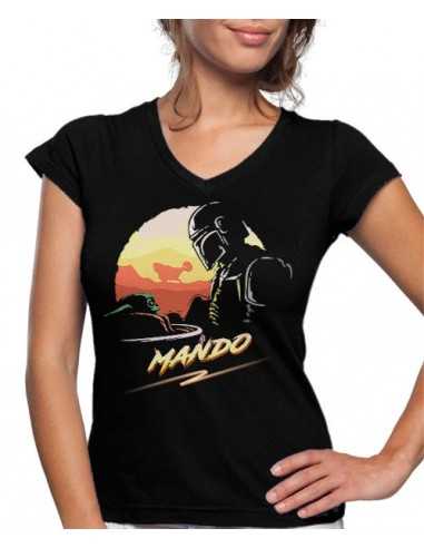 Camiseta Baby Yoda de mujer con Mando