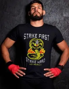 Camiseta Cobra Kai Lema 2