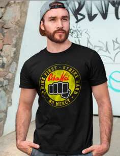 Camiseta Cobra Kai Puño 2