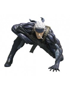 Figura Snake agachado Metal Gear Solid 4 18cm