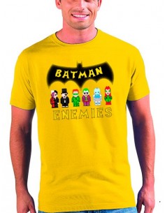 Camiseta Batman Enemies manga corta
