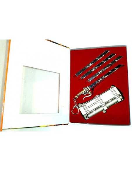 Gran llavero equipo maniobras tridimensionales Gran llavero equipo maniobras tridimensionales